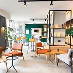 Ibis Centre 3*