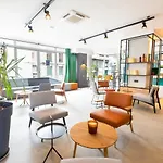 Ibis Centre 3*