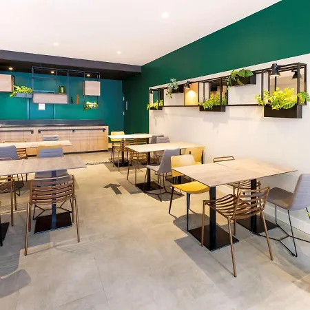 Ibis Centre Hotel