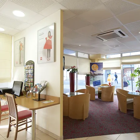 Ibis Centre 3*