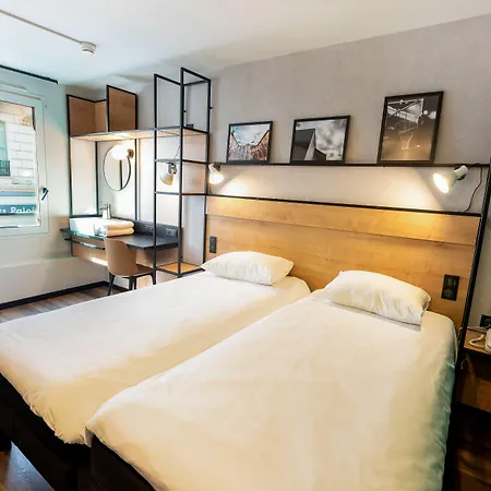 Ibis Centre Hotel 3*