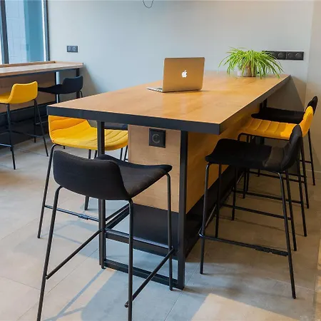 Ξενοδοχείο Ibis Centre 3*