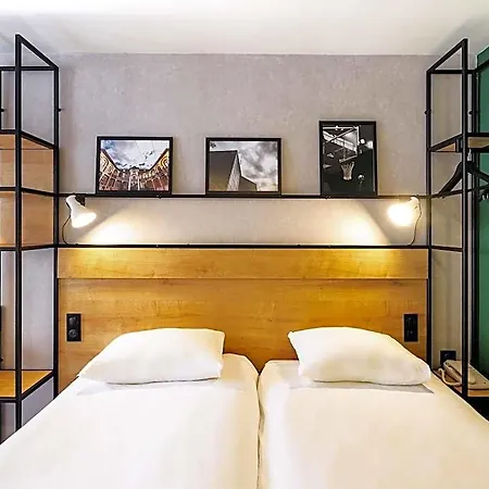 Ibis Centre Отель 3*