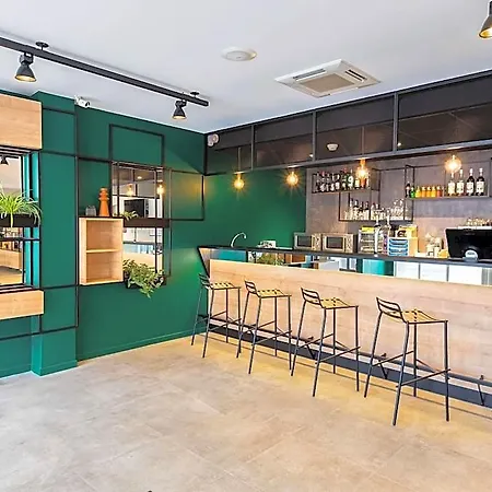 Ibis Centre 3* По