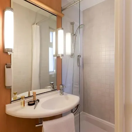 Отель Ibis Centre По