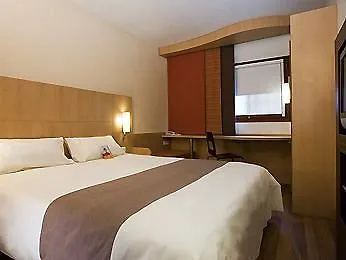 Ibis Centre فندق