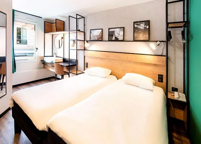 Ibis Centre Отель По