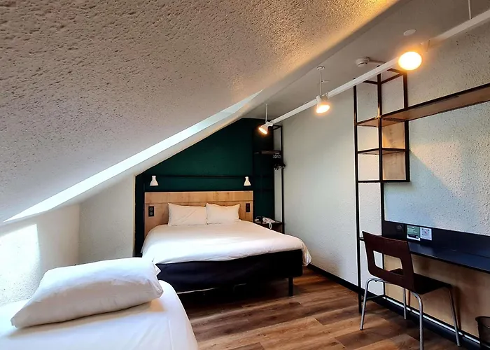 酒店 Ibis Centre 波城