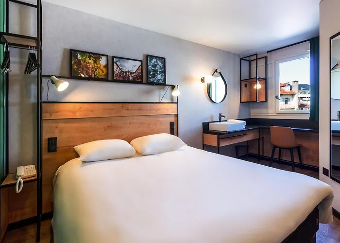 Ibis Centre Отель По