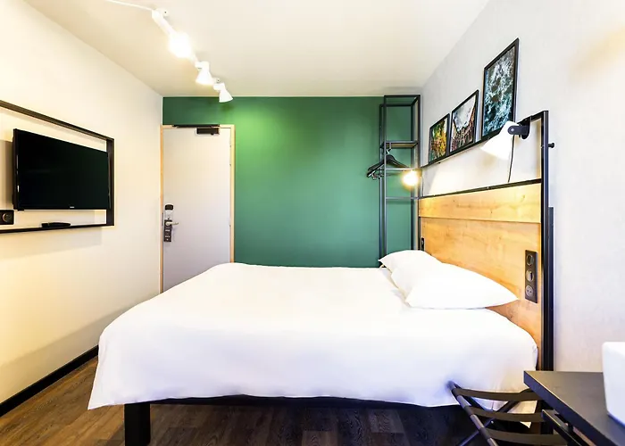 Ibis Centre Отель По