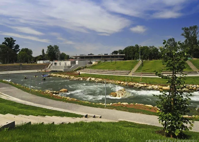 Ibis Centre Отель